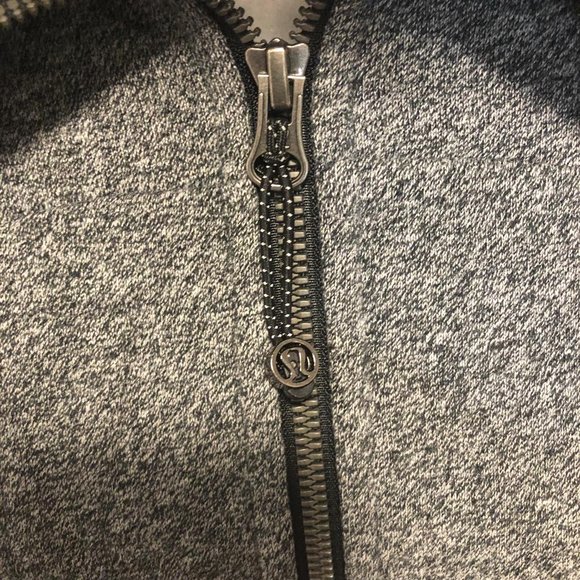 Lululemon Full Zip Scuba Hoodie III Size 6 - Picture 4 of 8
